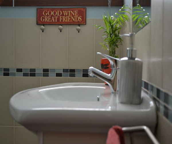 Wash Basin of Mclaren Vale Hotel